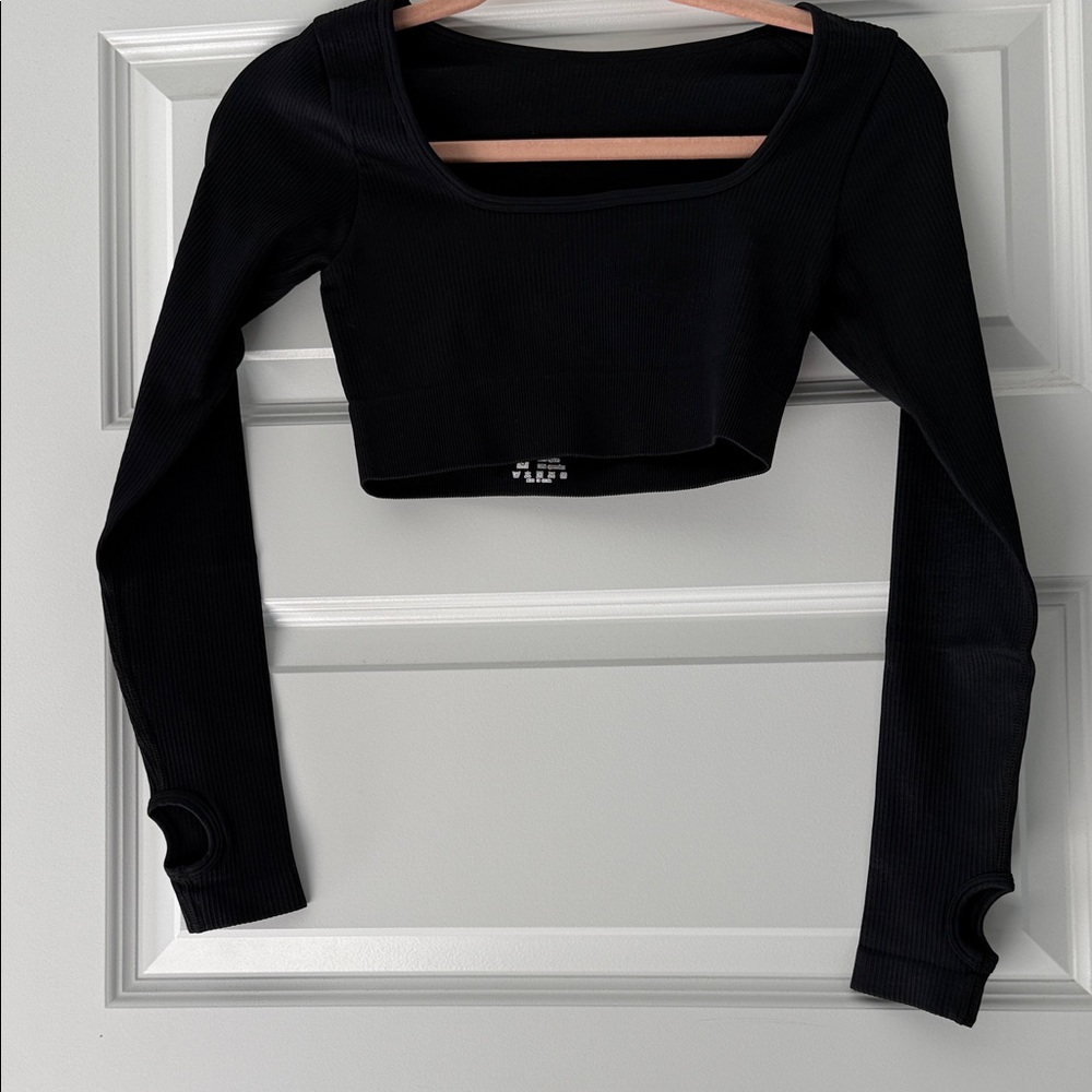 OQQ New Black Long Sleeve crop top